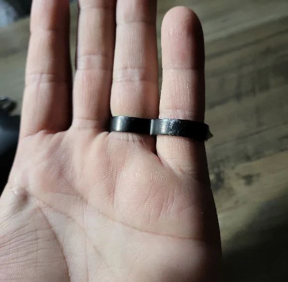 VITALY -  Black Double Finger Ring SIZE 8 And 9 - Picture 9 of 9